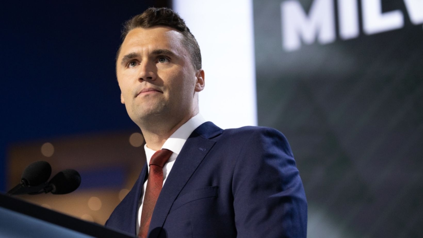 Wie hoch war das Vermögen von Charlie Kirk? Rausfinden