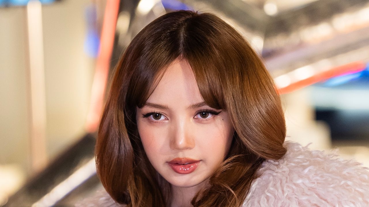 What Does BLACKPINK Member Lisa's New Neck Tattoo Mean?