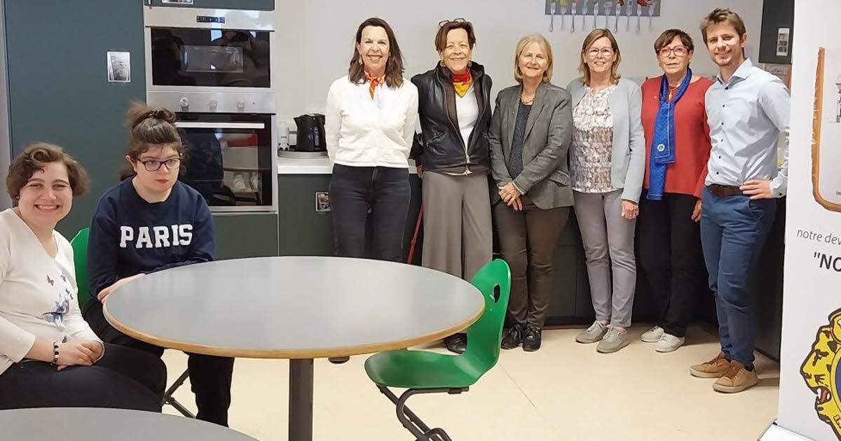 Club-service. Remise d’un don pour la cuisine de l’IME