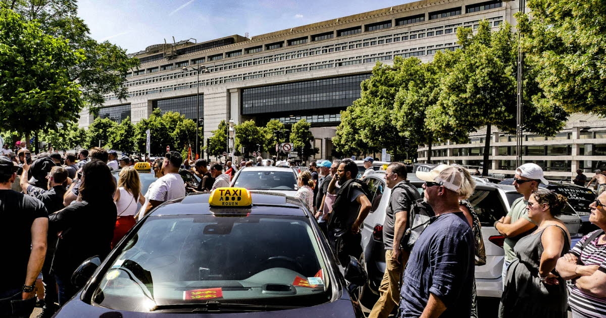 Transporte. "Paralicemos el país": Los taxistas exigen un bloqueo masivo a partir del 5 de septiembre.