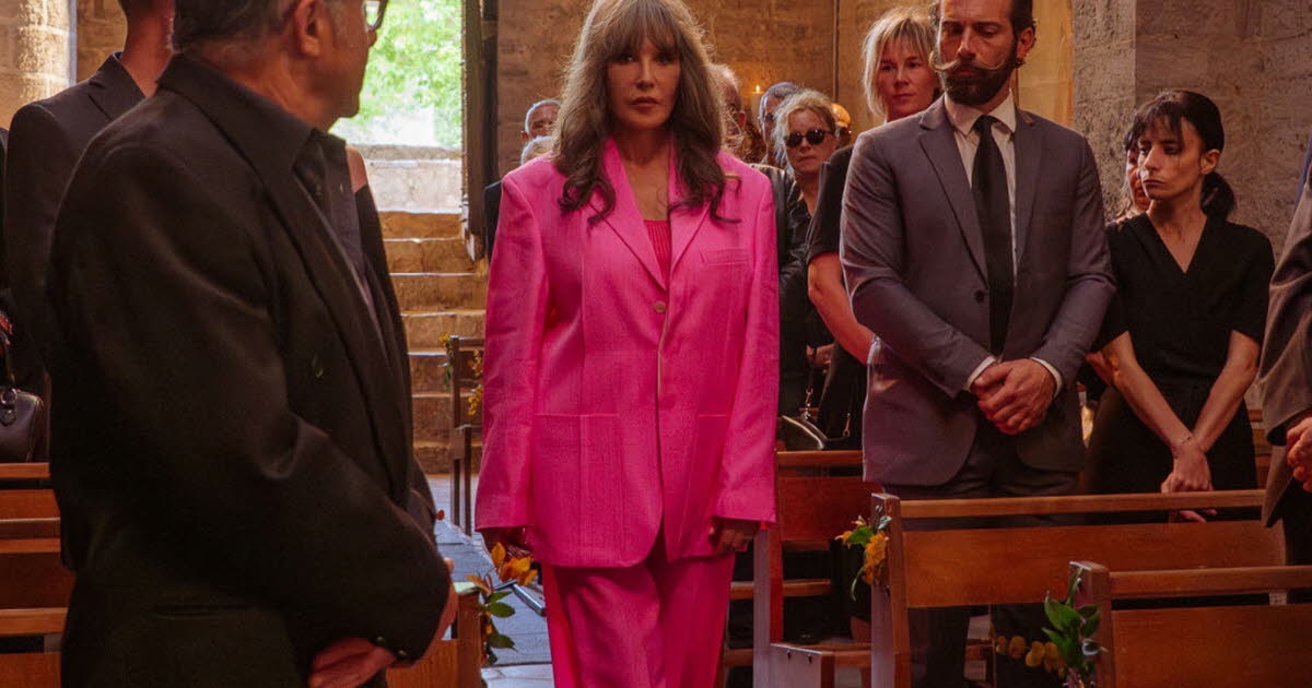 Streaming. "Sol Negro": Isabelle Adjani protagoniza uma saga de verão na Netflix cheia de reviravoltas