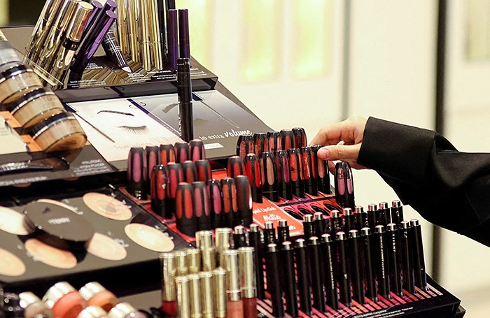 Les importations de cosmétiques américains en Russie atteignent leur plus haut niveau depuis trois ans