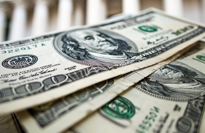 Il dollaro è sceso sotto i 79 rubli sul Forex