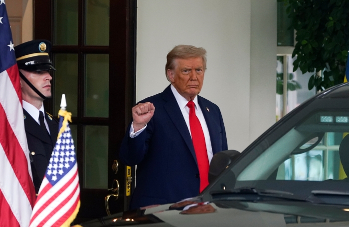 Ragionevoli possibilità di porre fine al conflitto: Trump riassume gli incontri sull'Ucraina con Zelensky e i leader dell'UE