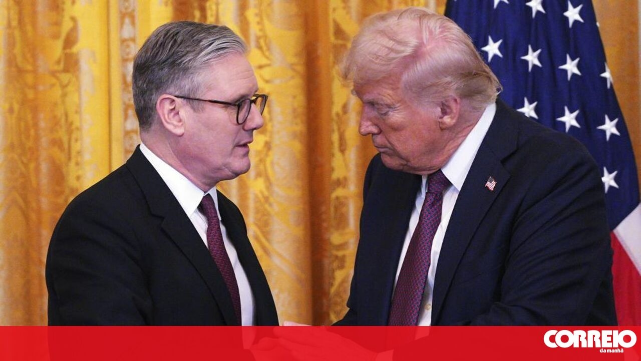 <![CDATA[ EUA alcança “acordo histórico” com Reino Unido ]]>