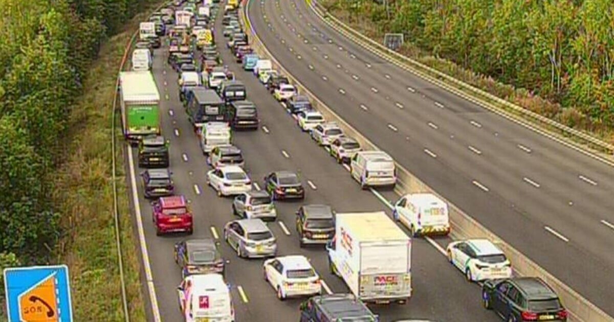 M23 traffic LIVE: Chaos near Gatwick Airport as incident sparks motorway closure and delay
