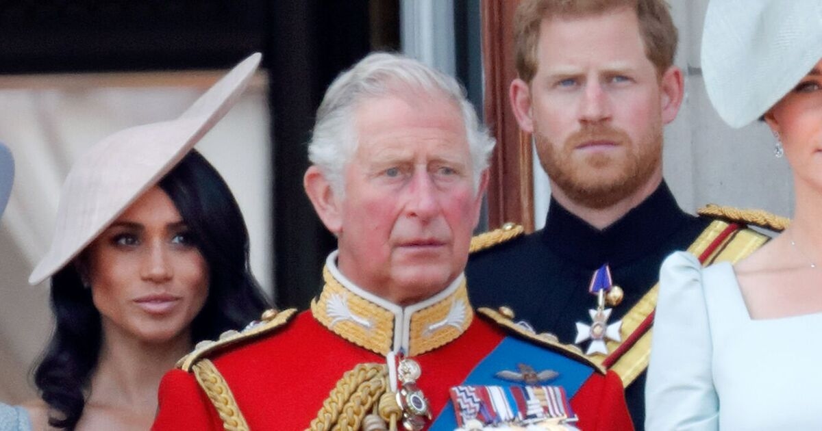 Perché Re Carlo non ha il potere di revocare i titoli reali del Principe Harry e di Meghan Markle