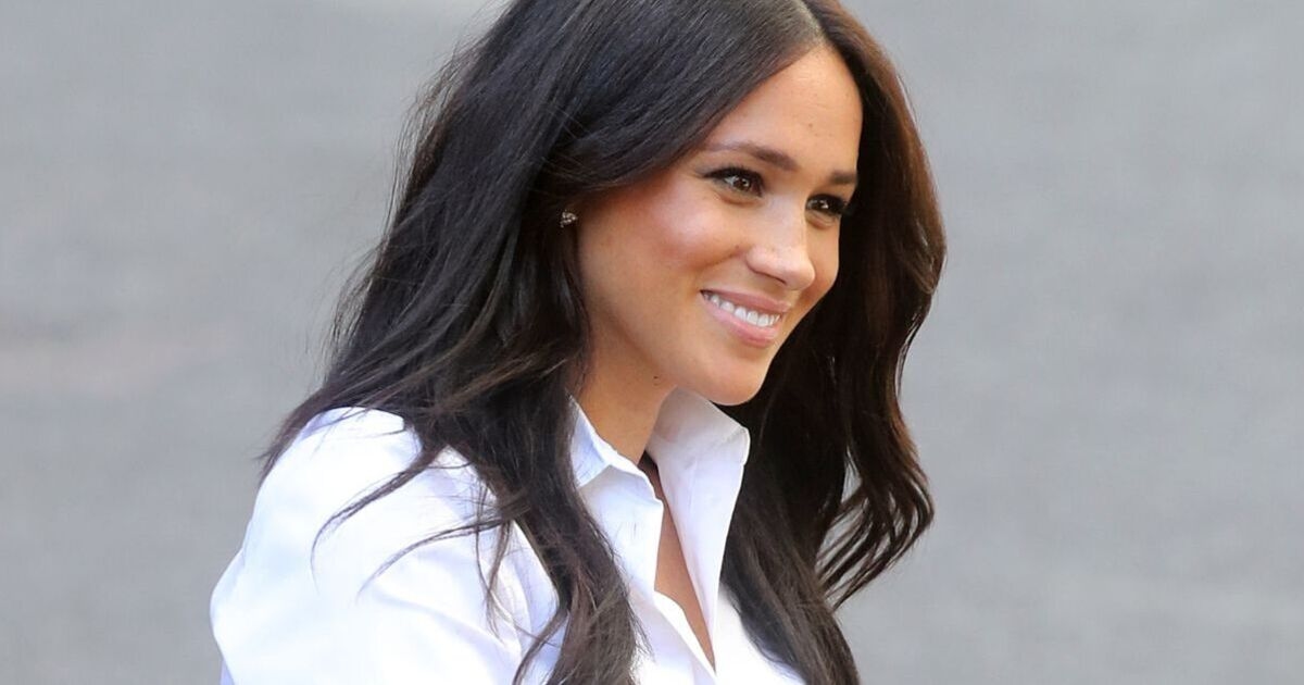 Meghan Markle chega ao fundo do poço ao implorar para que as pessoas "ouçam sua verdade"