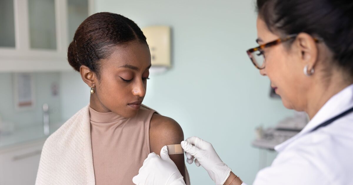 NHS 'call 999' warning on Covid-19 vaccine side effects
