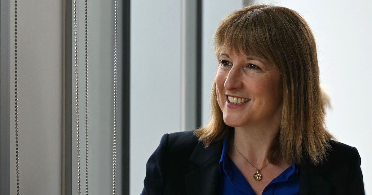 Rachel Reeves slammed for ‘going into hiding’ as UK economy flatlines due to tax hikes
