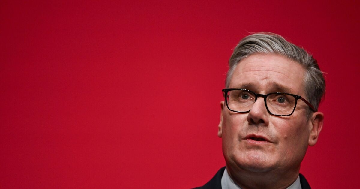 El Partido Laborista se encuentra en crisis mientras sus propios parlamentarios le piden a Keir Starmer que renuncie: "¡Perderemos las elecciones!"