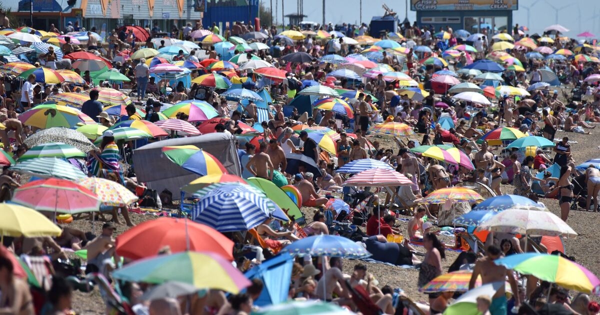 UK hot weather maps turn bright red as Britain set for 30C blast - check your area