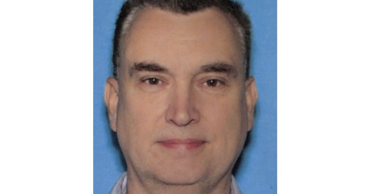 Republican senator shamed for sharing terrifying image of suspected Minnesota assassin