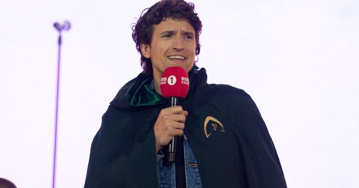Greg James rivela lo stipendio da capogiro che ha guadagnato a 21 anni alla radio BBC
