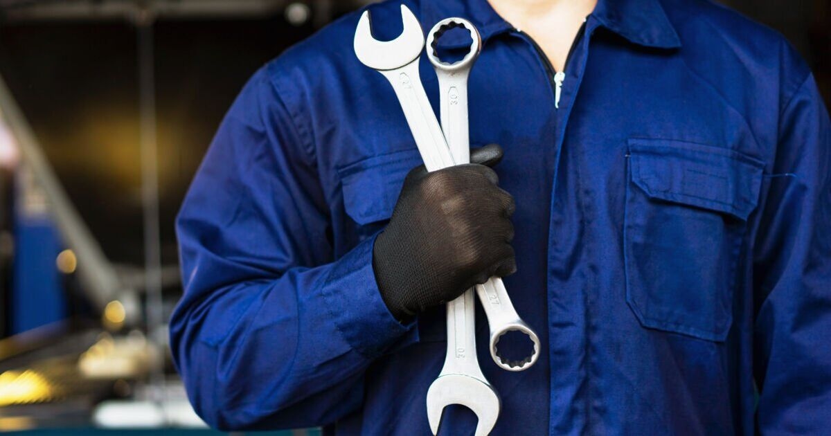 'I’m a mechanic - this is 1 hidden sign a used car has been in a collision’