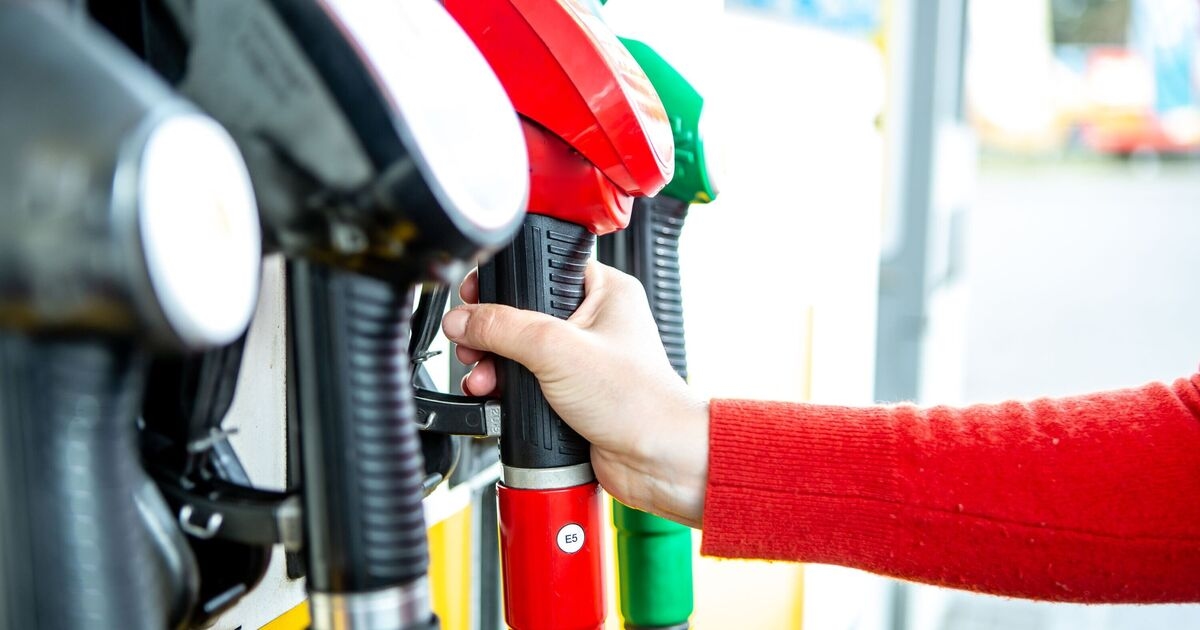 Automobilisten wordt aangeraden om rond deze tijd van de dag benzinestations te vermijden vanwege angst voor prijsstijgingen