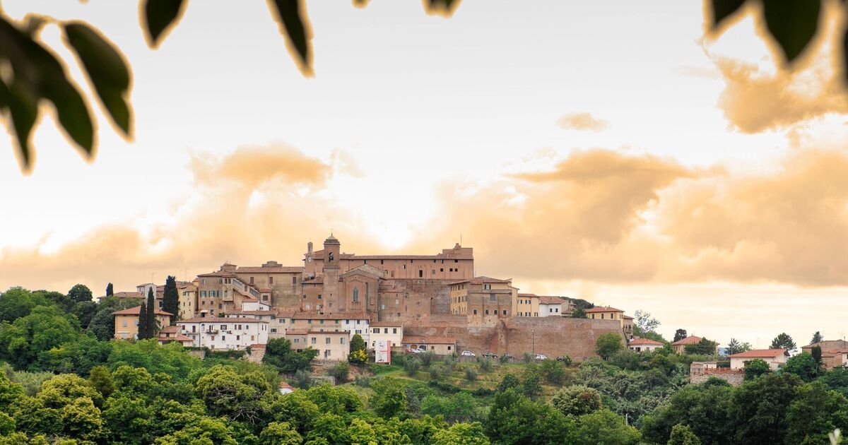 Lo splendido villaggio italiano a soli 16 miglia da Pisa senza la folla