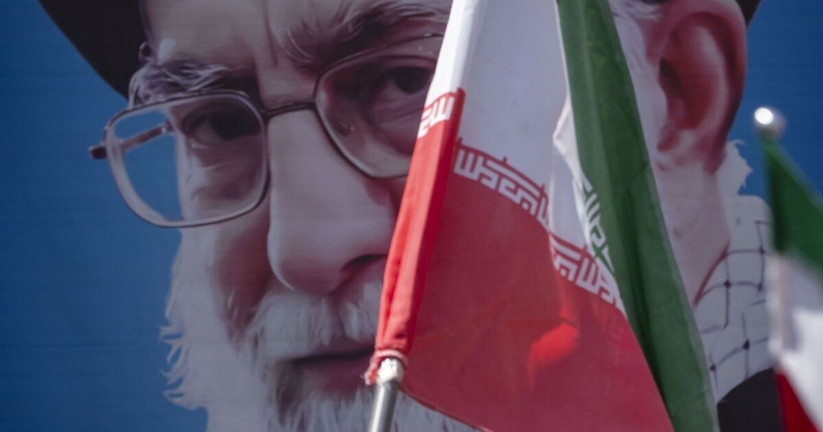 Cambio di regime in Iran: gli 8 scenari più probabili se Trump rovesciasse l'ayatollah Khamenei