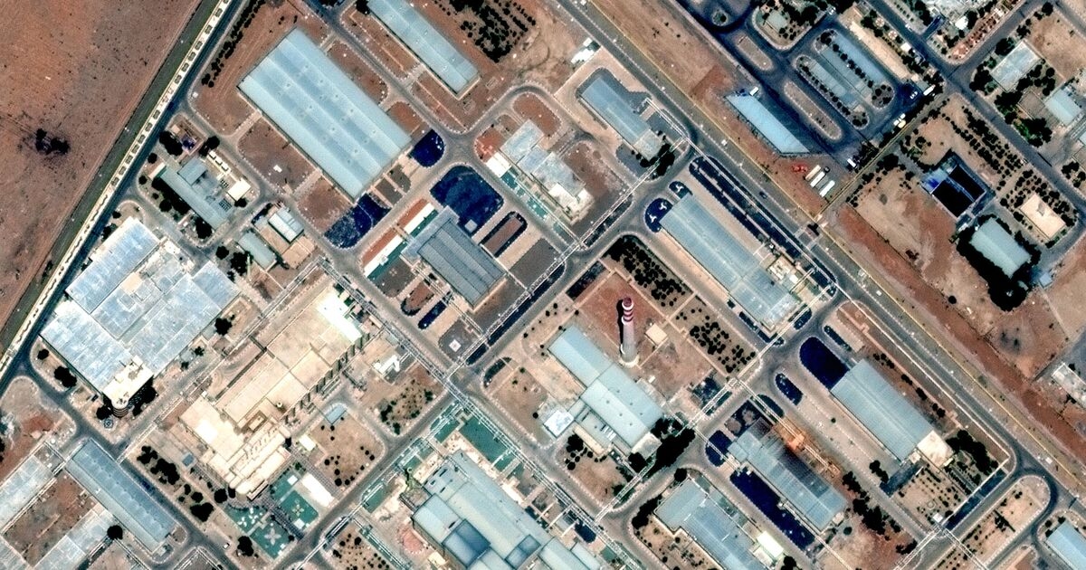 Israel-Irán EN DIRECTO: Las FDI bombardean un sitio nuclear clave en otra noche de brutales ataques