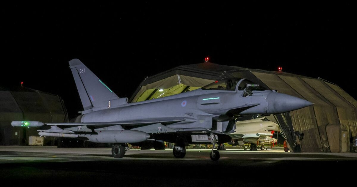 Arrestan a un británico por "espiar para Irán" mientras aumentan los temores de una Tercera Guerra Mundial