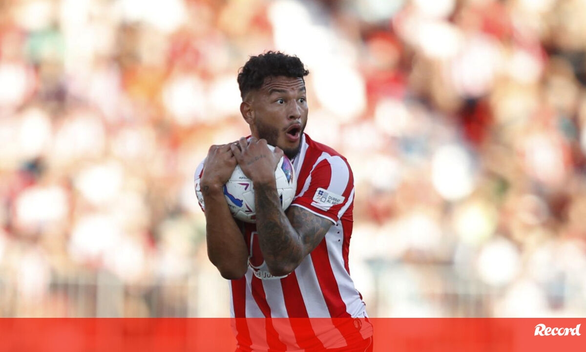 <![CDATA[ Sporting vai subir proposta por Luis Suárez ]]>