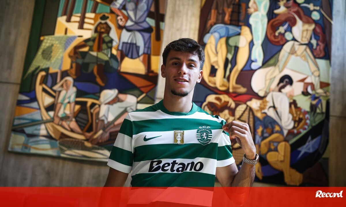 <![CDATA[ Confidencial Record: Vagiannidis foi oferecido ao Benfica mas foco das águias era outro ]]>