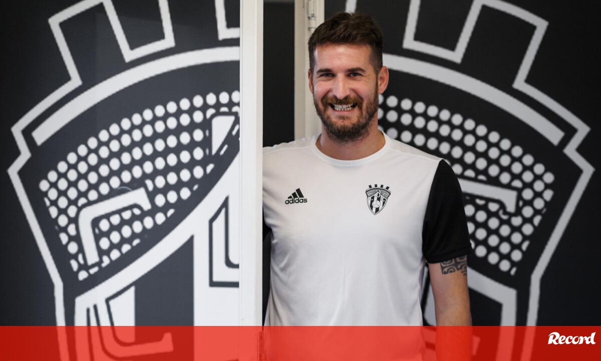<![CDATA[ Adversário do FC Porto é orientado por antigo dragão: «Gosto pessoal? Sim, mas não há nenhuma vingança» ]]>