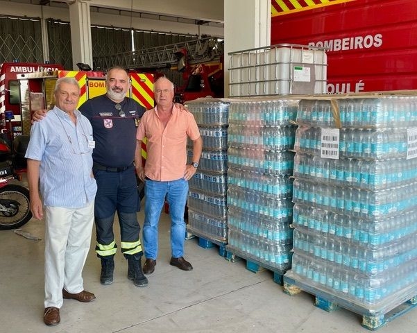 Ajudando os Bombeiros