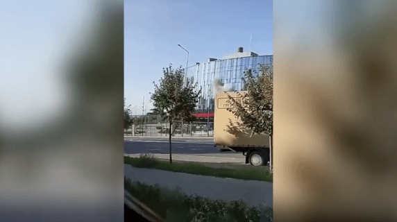 Drone raakt sporthal in Belgorod, Rusland