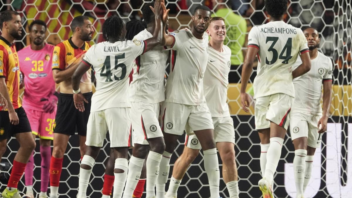 Hat-trick do Chelsea no Esperance Tunis, Inglaterra nas oitavas de final: agora o Benfica está lá