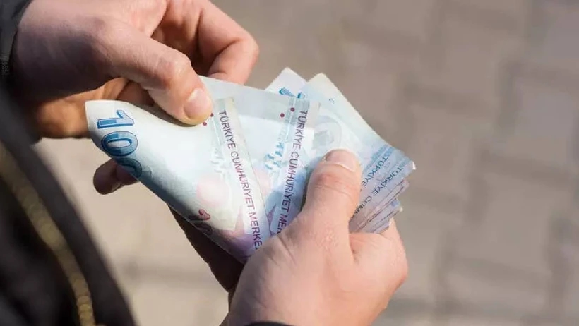 Reaktion auf das Angebot der Regierung zur Lohnerhöhung: Öffentliche Angestellte in 81 Provinzen ergreifen Maßnahmen