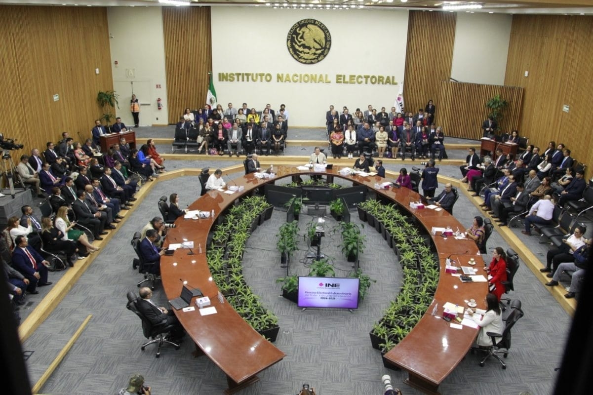 Tensión Política en México por Elección Judicial y Críticas a la Gestión de AMLO