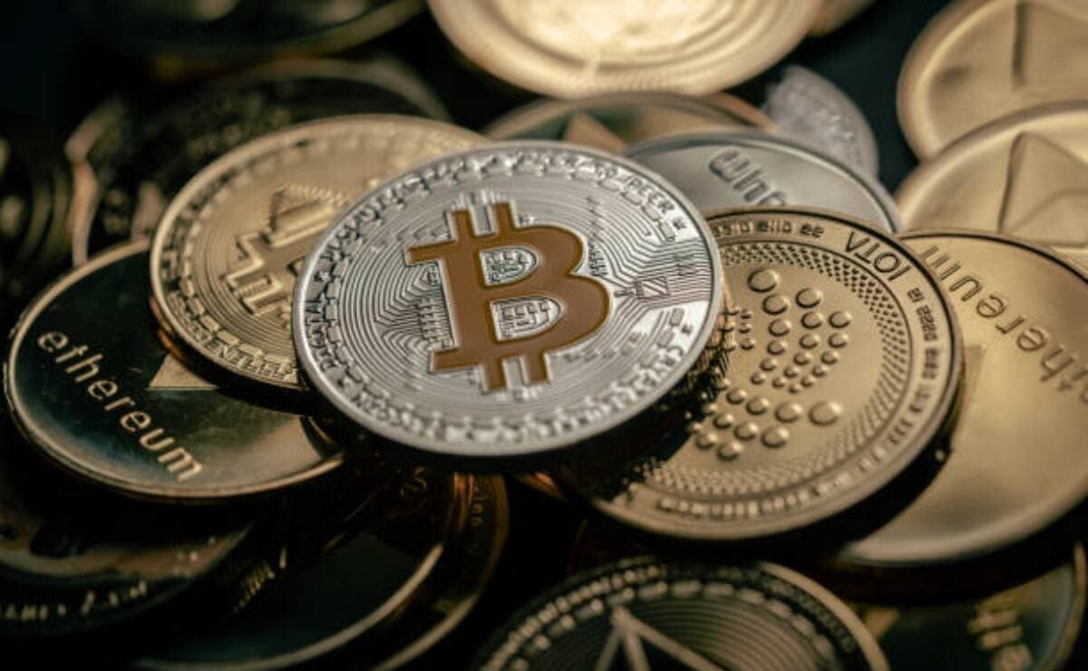 Finanzas personales en vilo: Decisión de la Fed, fraudes cripto y consejos de CONDUSEF marcan la agenda