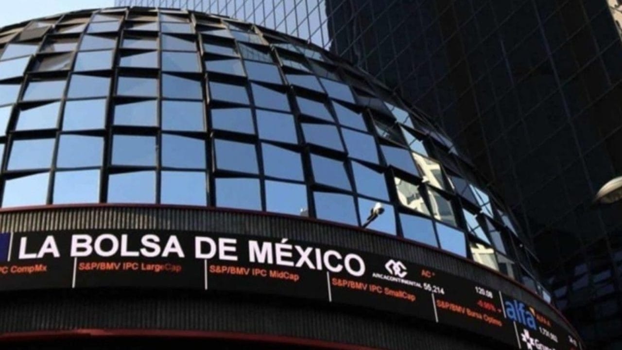 BMV en vilo: IPC cae leve; acciones mixtas en CDMX