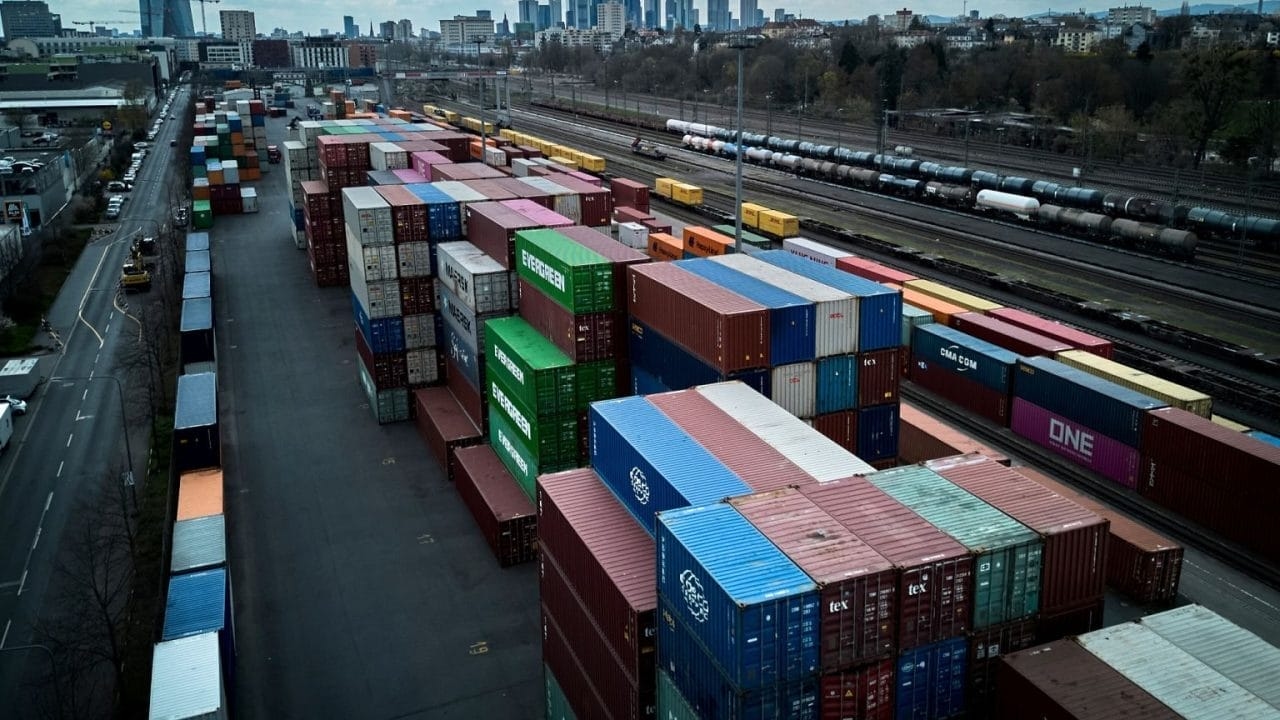 Trump Declares Trade War: 30% Tariff on Mexico and the EU