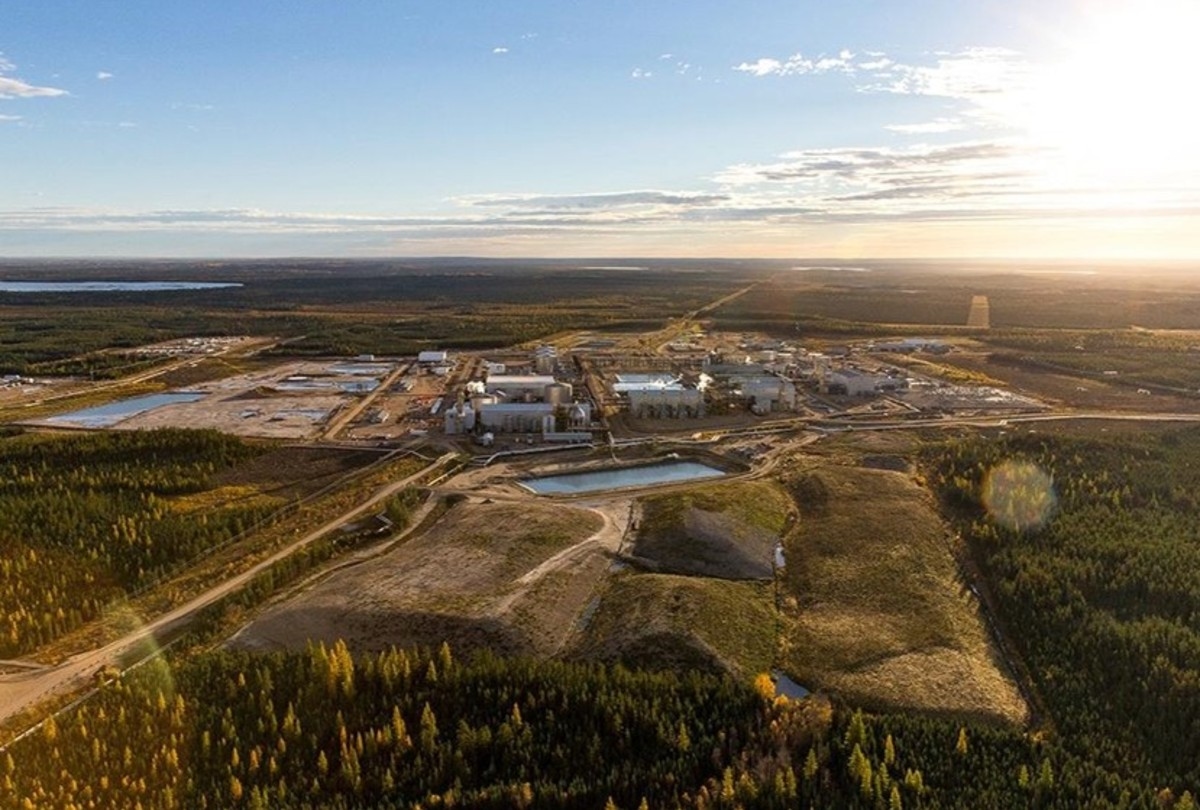 Brokerages Cheer Cenovus’ C$7.9 Billion Deal for MEG Energy