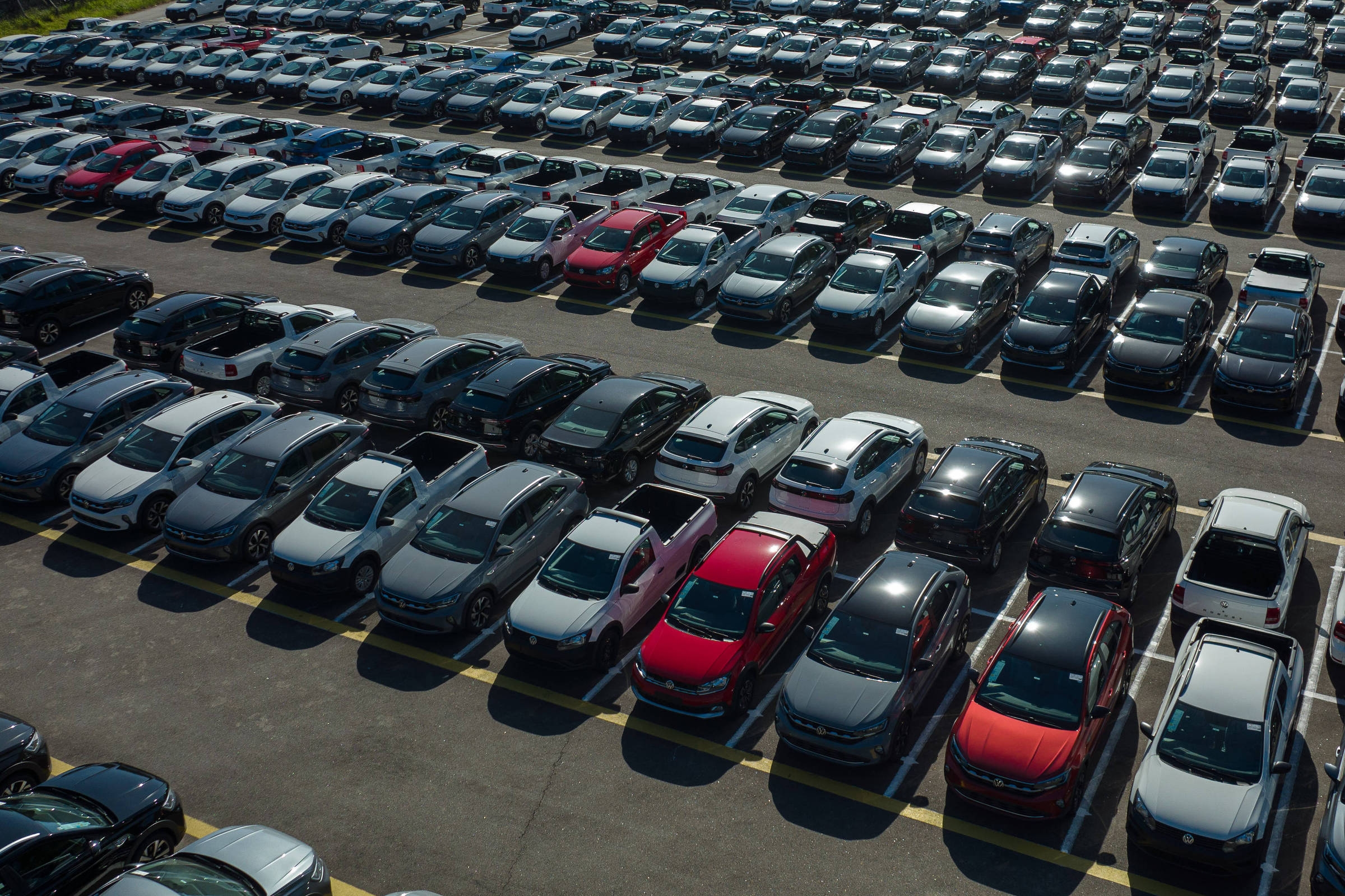 Volkswagen, Fiat, and Renault are now offering discounts with the new IPI Verde; see models and prices