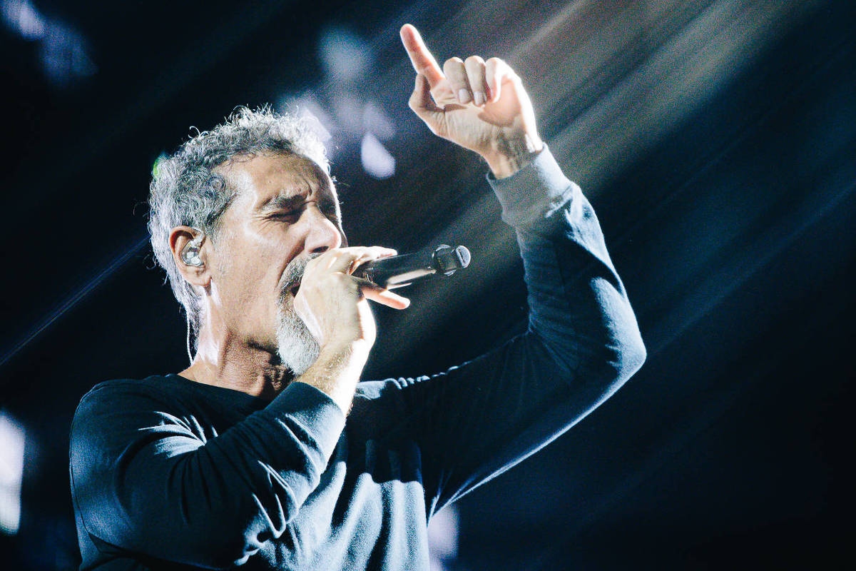 System of a Down zet São Paulo, zelfs in de regen, in vuur en vlam tijdens hun eerste concert in de stad