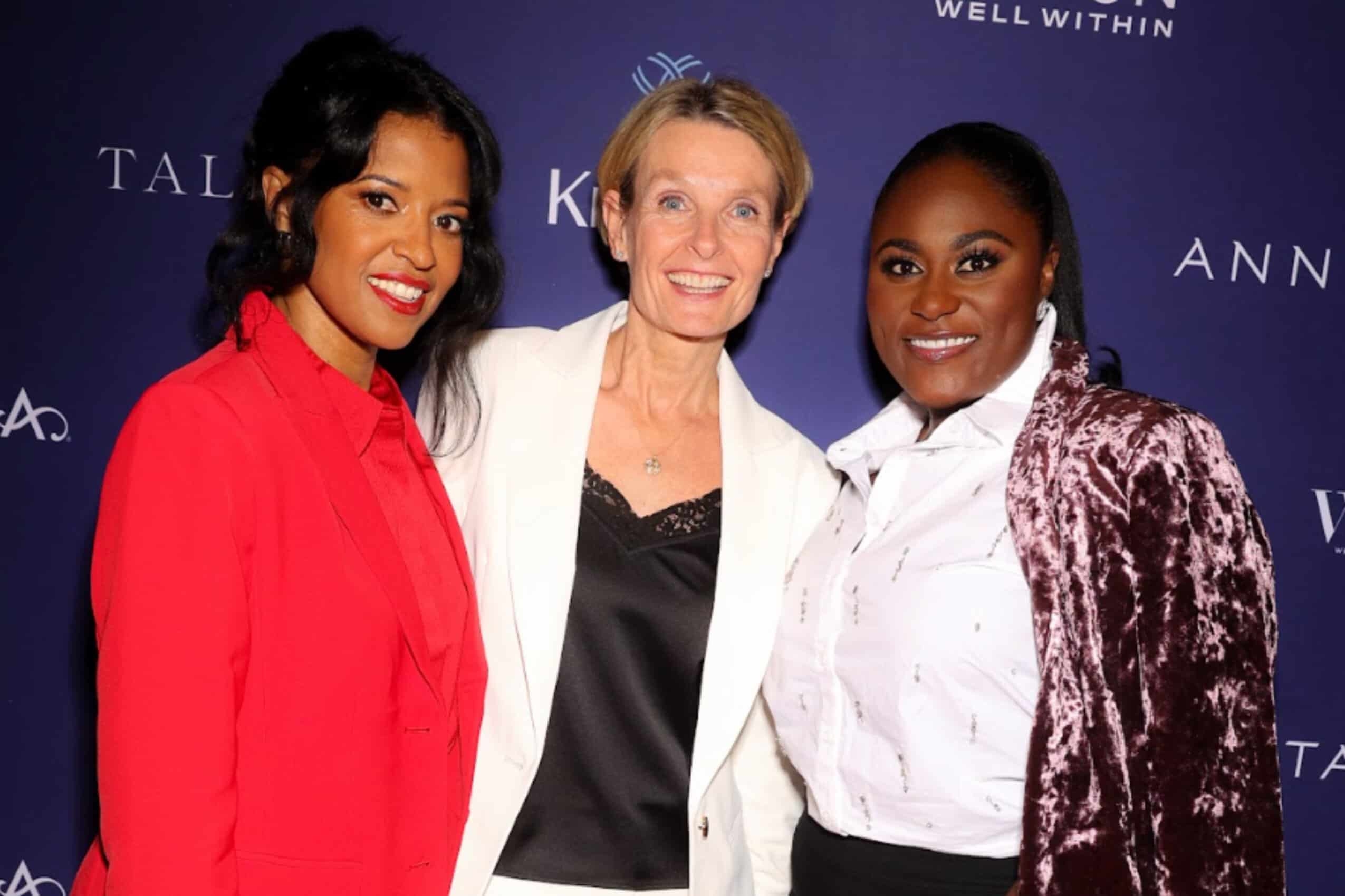 Feestjes! KnitWell's Vakantiehuis, MR PORTER's Chique Diner en meer!