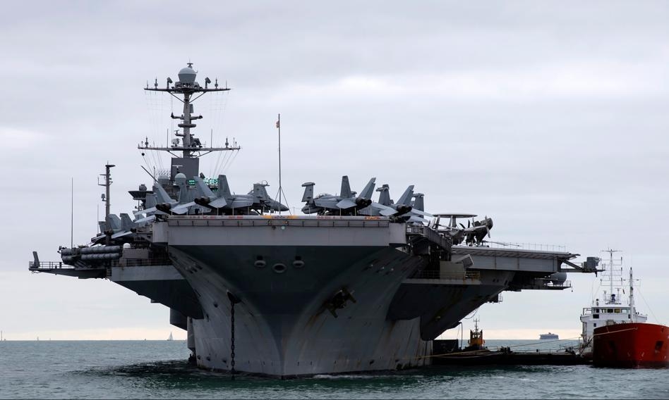 A US aircraft carrier is heading towards Venezuela to fight drug cartels.