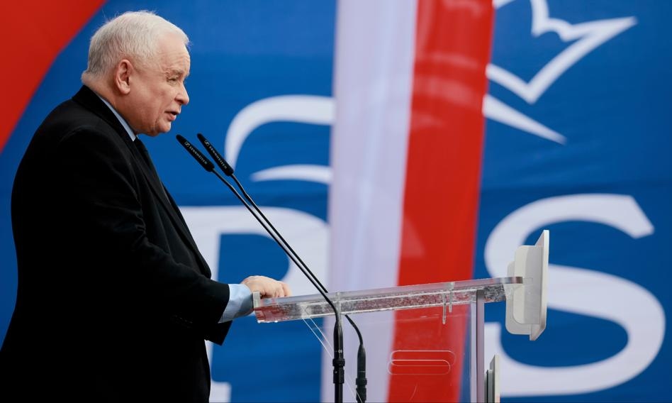 Kaczyński announces a new program for Poland. It will concern state finances