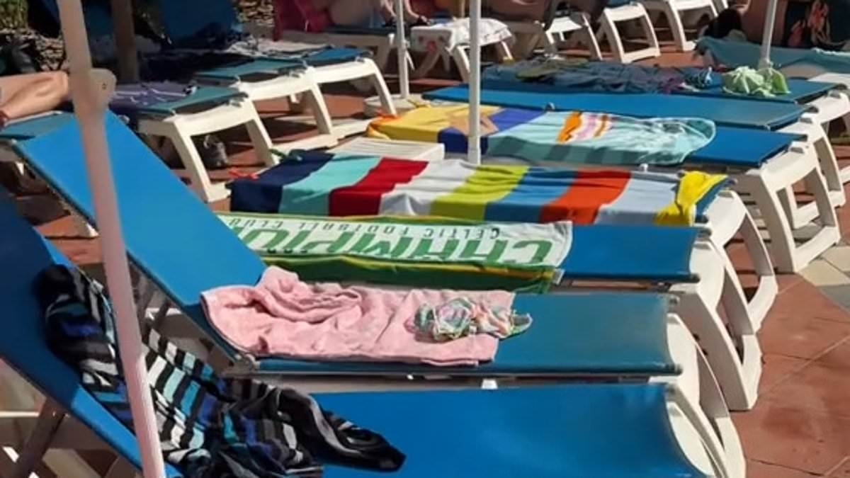 Britten kunnen te maken krijgen met enorme boetes in Spanje nu resorts een 'zonnebankbelasting' invoeren