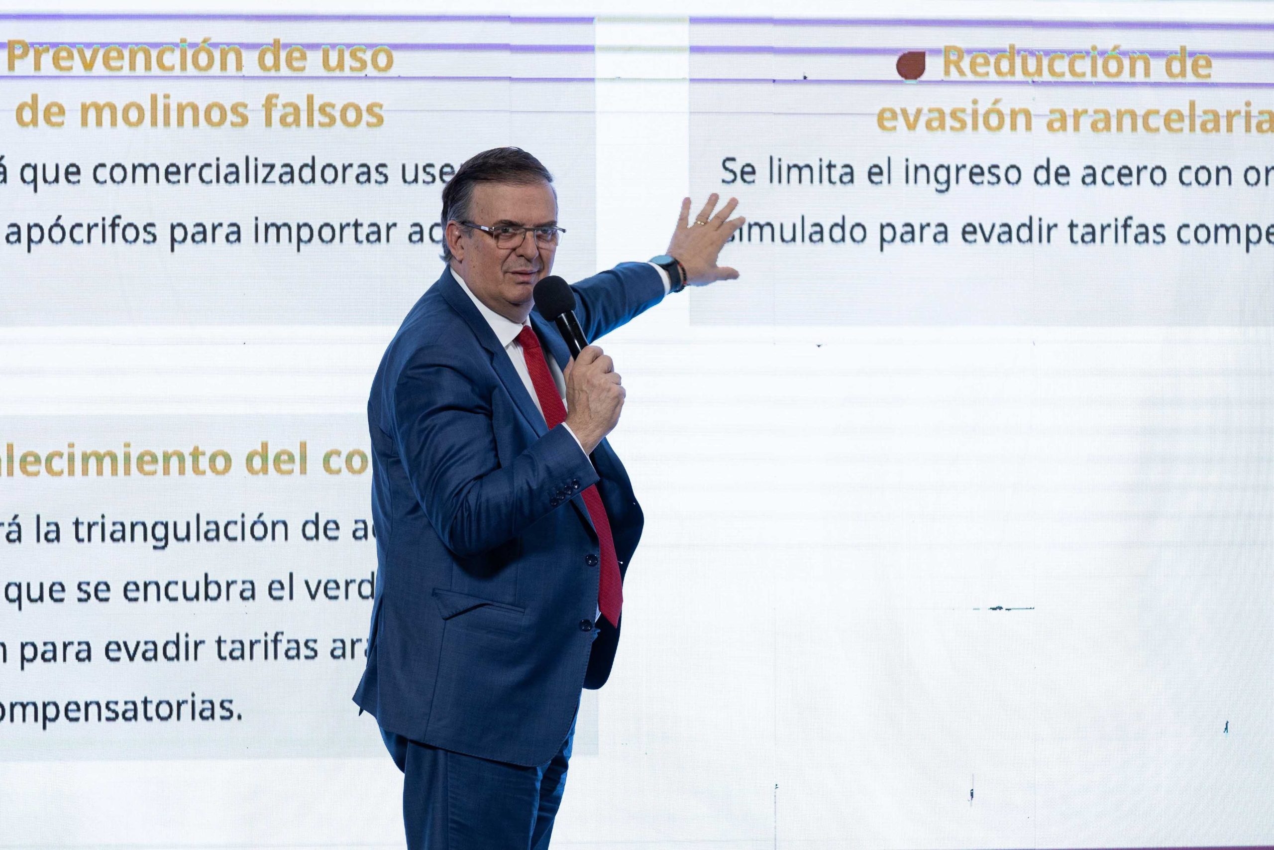 Marcelo Ebrard, ulusal endüstriyi korumak için eylemler sunuyor