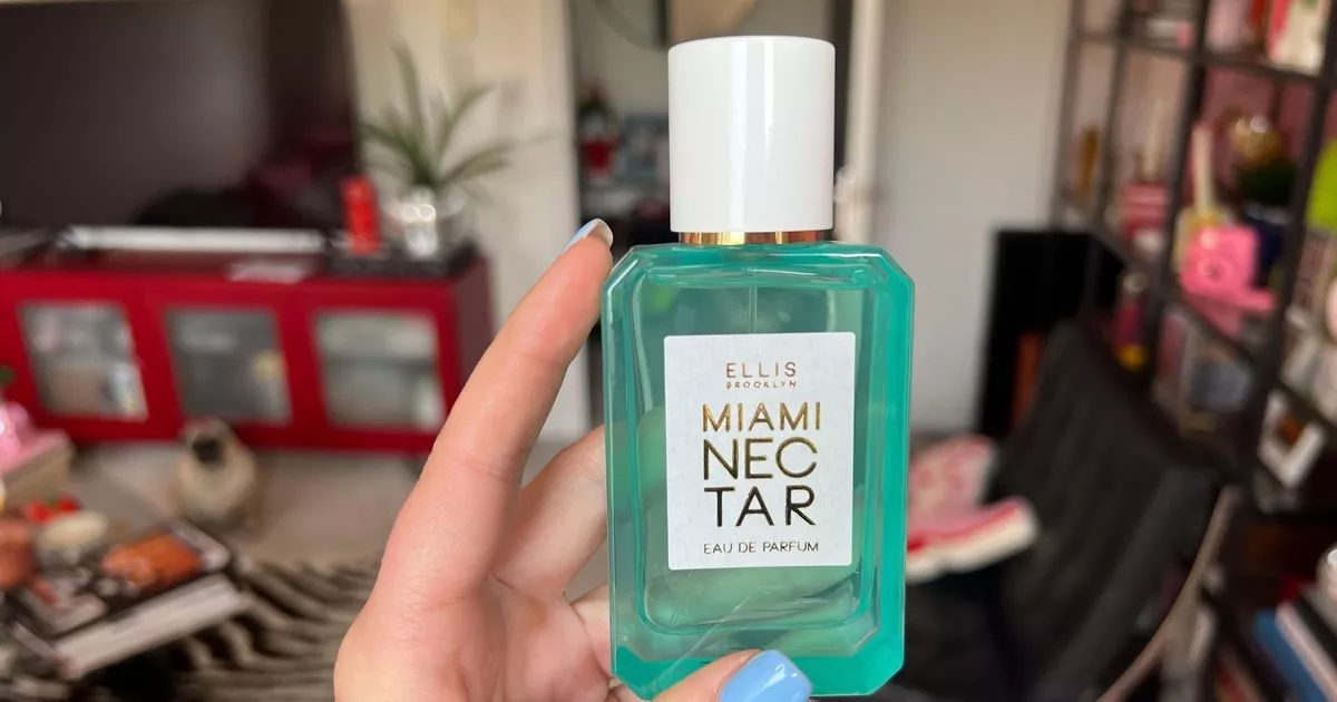 'Ik heb het perfecte zomerparfum gevonden dat naar een tropische vakantie ruikt en de hele dag blijft hangen'