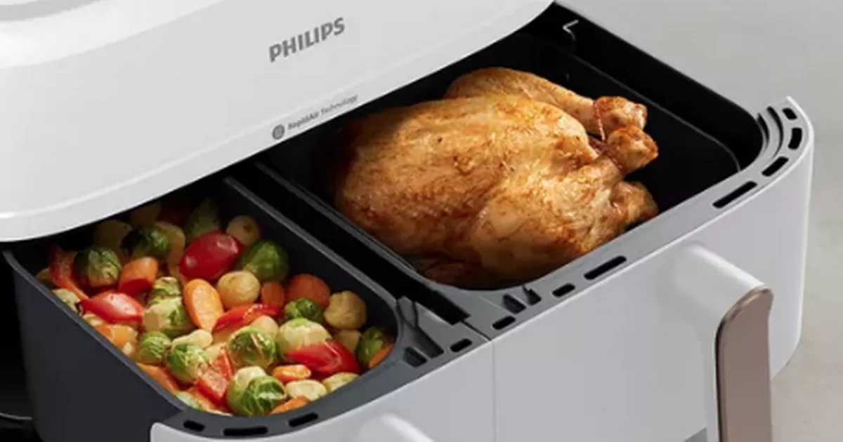 Leading Philips air fryer worth £180 plummets to £84 with limited stack deal