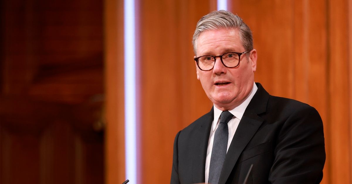 DARREN LEWIS: 'Enoch Powell'ın sözlerini meşrulaştırmaya çalışan Keir Starmer'a yazıklar olsun'