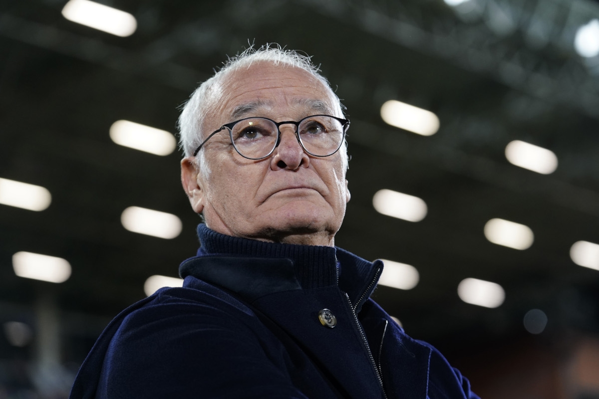 Ranieri prevê que Fábregas se tornará um dos melhores treinadores da Europa: 'Estou convencido'