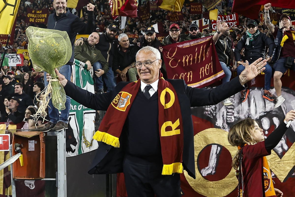 Ranieri adresse un remerciement émouvant et « infini » aux supporters de la Roma après leur hommage