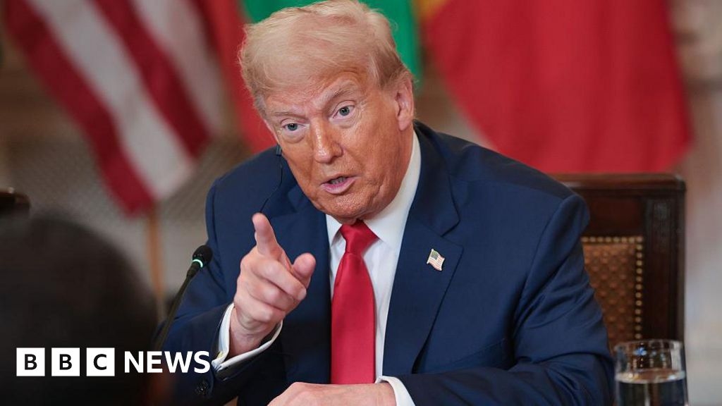 Trump afferma che UE e Messico dovranno pagare dazi del 30% da agosto