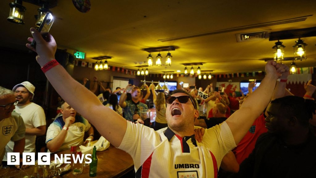 Pubs to stay open late if England or Wales make women's Euros semi-finals